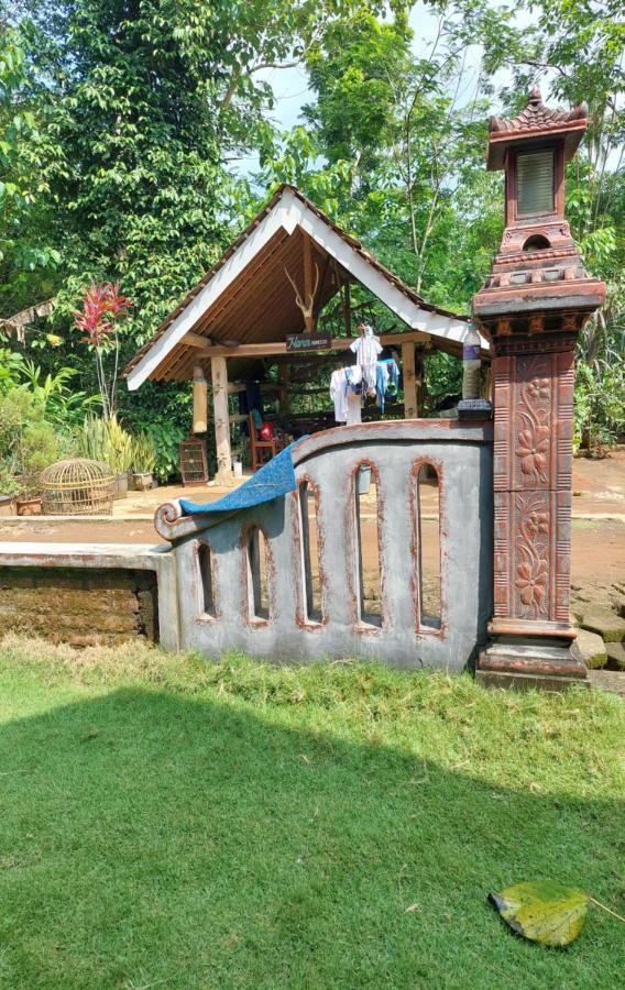 Nara Homestay Syariah Mangunan Bagian luar foto